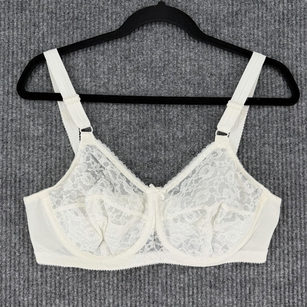 Vintage 80s JCPenney lacy underwire bra victorian bridal unlined size 38C USA